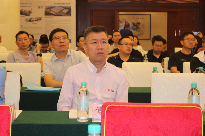 QGM Group woonde de 6e China Metallurgische Solid Waste Treatment Surming Summit bij, gericht op groene en intelligente stenen met een vast afval dat technologie maakte